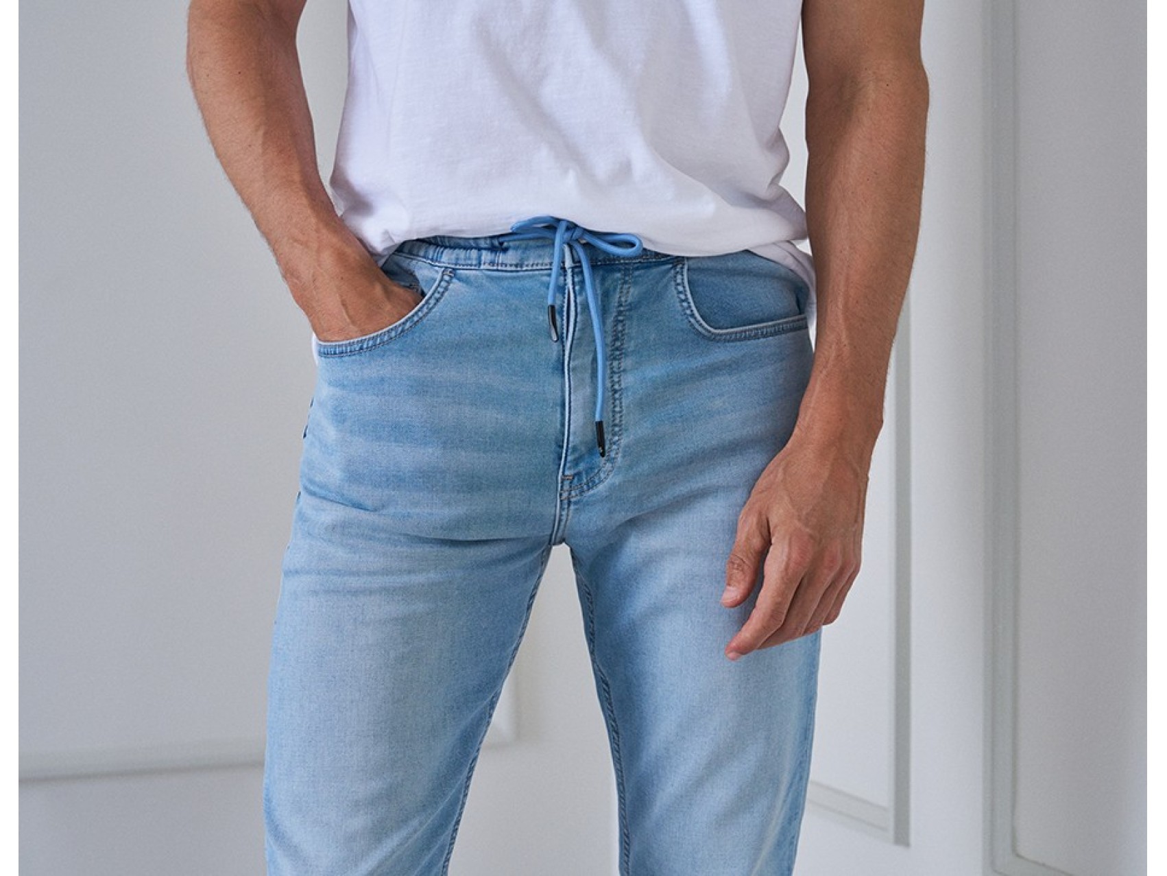 PANTALON JOGGERS COUPE REGULAR